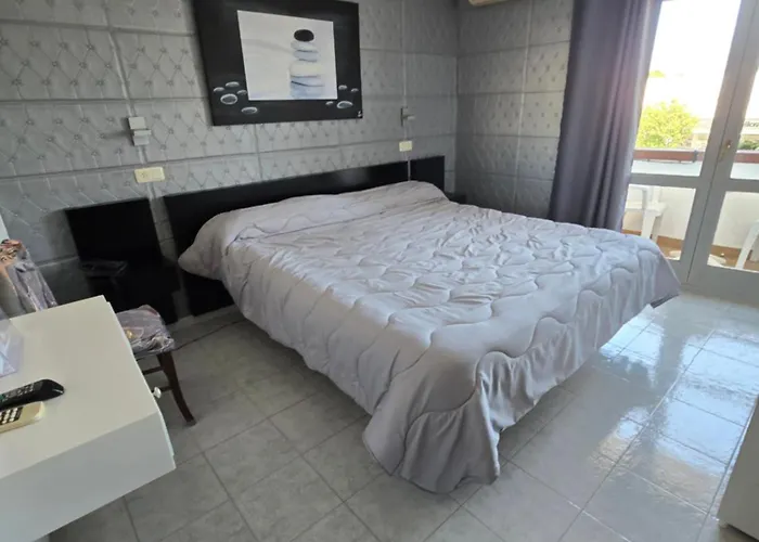 Ampuria Inn